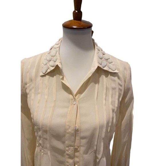 Newportnews- Ladies  top -size 2 - Picture 6 of 9